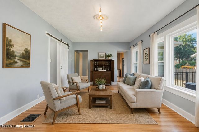 2124 Winston Ave, Louisville, KY 40205