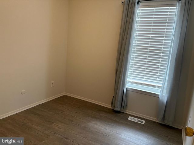 85 ARBOR MEADOW DR, Sicklerville, NJ 08081