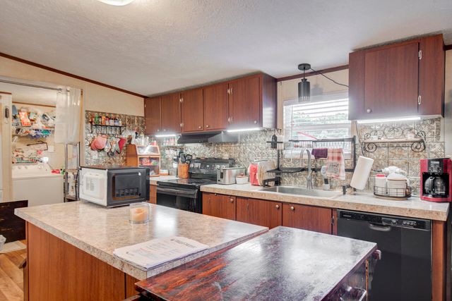 9885 Lovell Road, Soddy Daisy, TN 37379