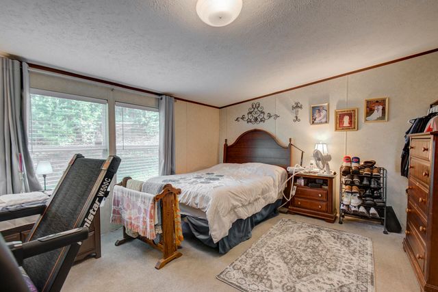 9885 Lovell Road, Soddy Daisy, TN 37379