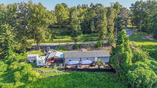 9885 Lovell Road, Soddy Daisy, TN 37379