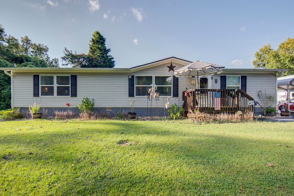 9885 Lovell Road, Soddy Daisy, TN 37379