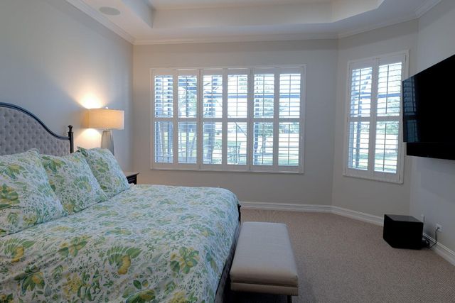 9016 Lakes Boulevard, West Palm Beach, FL 33412