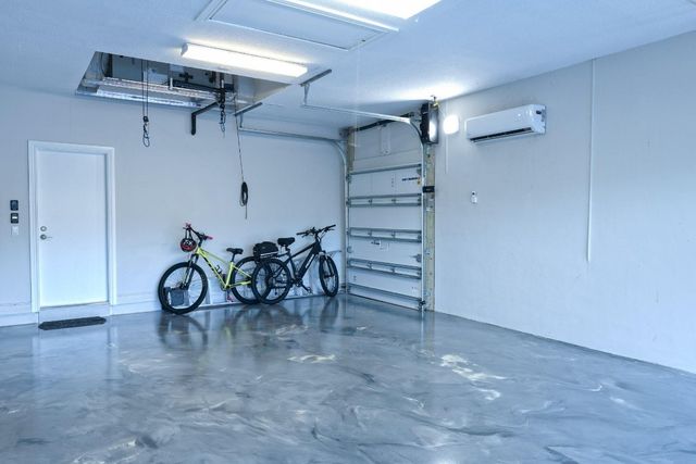 9016 Lakes Boulevard, West Palm Beach, FL 33412