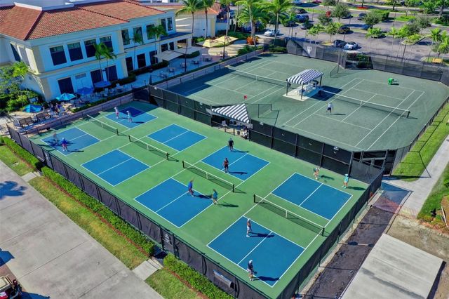 9016 Lakes Boulevard, West Palm Beach, FL 33412