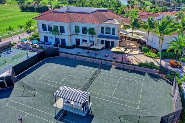 9016 Lakes Boulevard, West Palm Beach, FL 33412