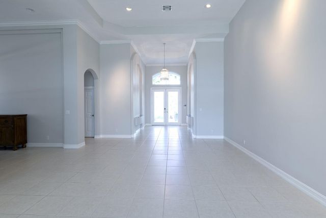 9016 Lakes Boulevard, West Palm Beach, FL 33412