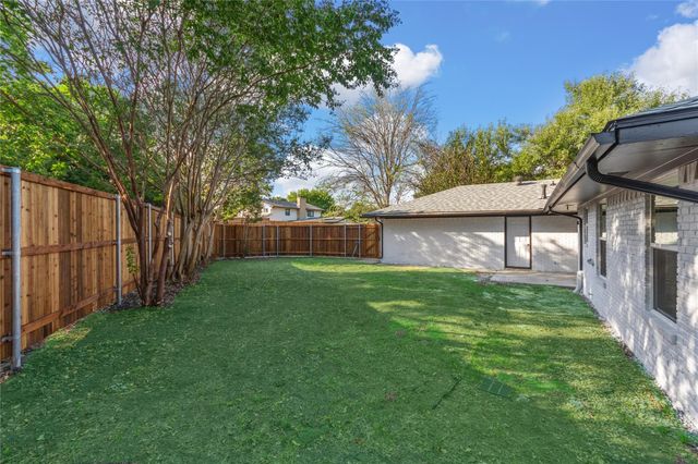 2405 Roundrock Trail, Plano, TX 75075