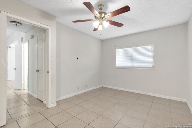 10222 Canton Fld, San Antonio, TX 78245
