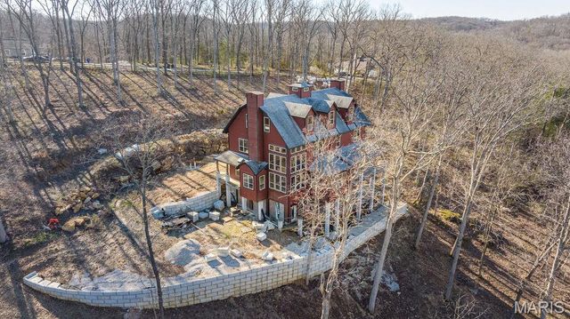 3589 Hawks Point Road, Wildwood, MO 63069