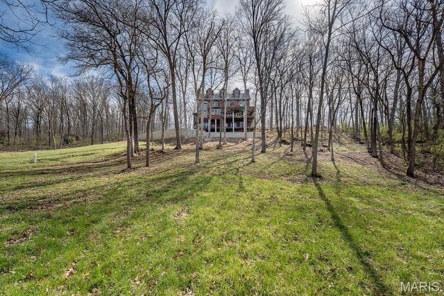 3589 Hawks Point Road, Wildwood, MO 63069