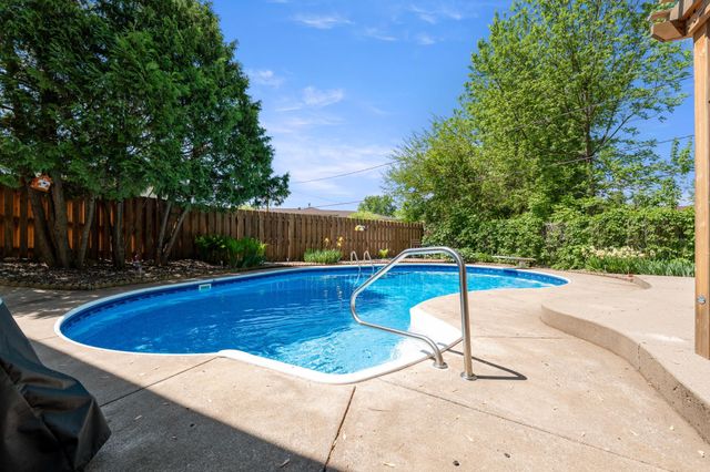 127 Birch Drive NE, Forest Lake, MN 55025