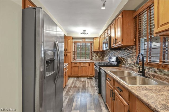 1604 Empire Road, Wickliffe, OH 44092