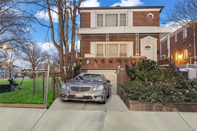 196-64 45th Avenue, Flushing, NY 11358