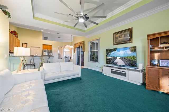 838 Gleason PKWY, Cape Coral, FL 33914