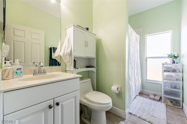 838 Gleason PKWY, Cape Coral, FL 33914