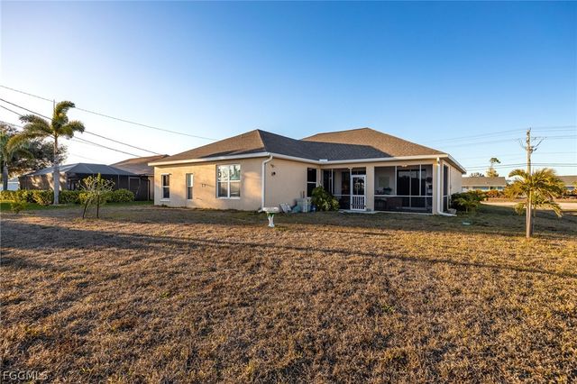 838 Gleason PKWY, Cape Coral, FL 33914