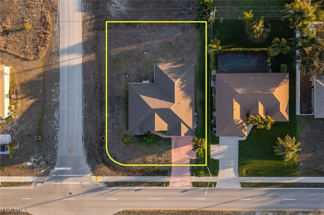 838 Gleason PKWY, Cape Coral, FL 33914