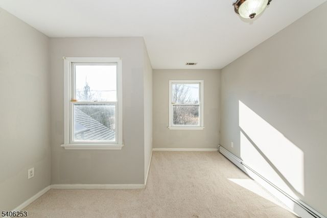 414 Mineral Springs Dr, Rockaway Twp., NJ 07801