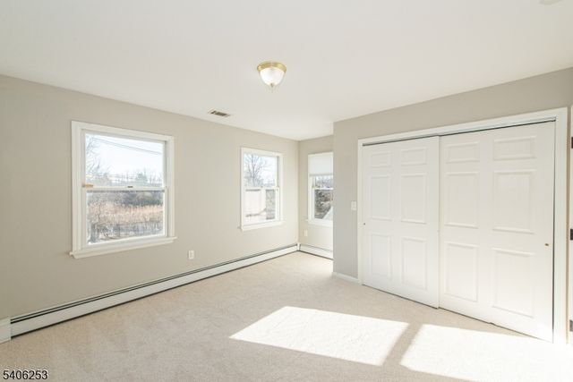 414 Mineral Springs Dr, Rockaway Twp., NJ 07801