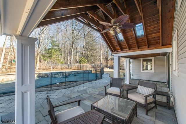 414 Mineral Springs Dr, Rockaway Twp., NJ 07801