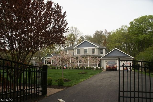 414 Mineral Springs Dr, Rockaway Twp., NJ 07801