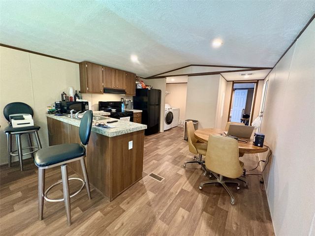 1468 VZ County Road 4207, Canton, TX 75103