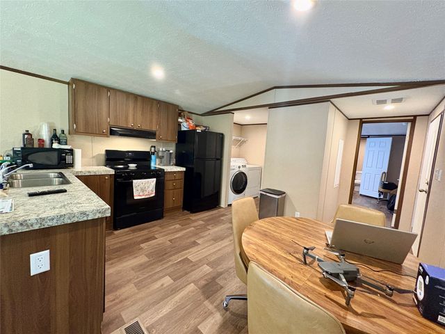 1468 VZ County Road 4207, Canton, TX 75103