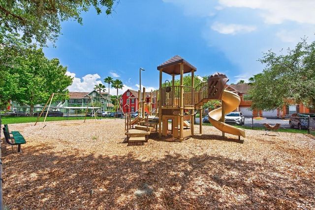 9356 LAKE CHASE ISLAND WAY, Tampa, FL 33626
