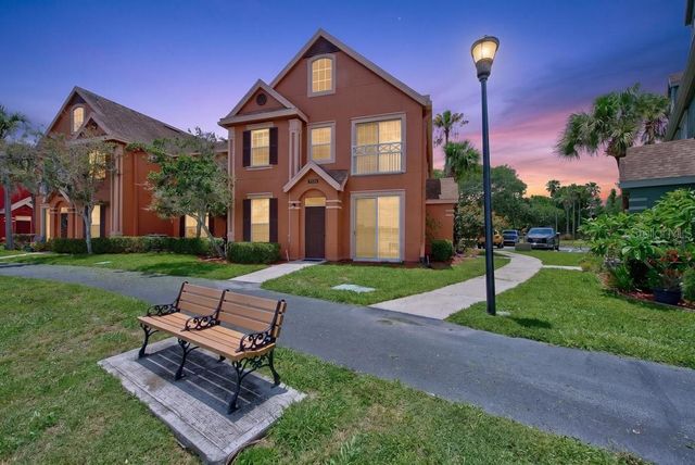 9356 LAKE CHASE ISLAND WAY, Tampa, FL 33626