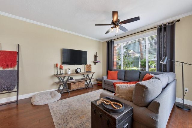 9356 LAKE CHASE ISLAND WAY, Tampa, FL 33626