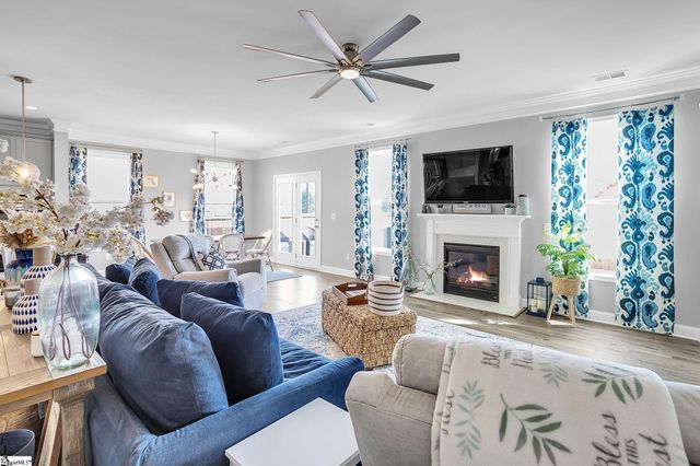 300 Raleighwood Lane, Simpsonville, SC 29681