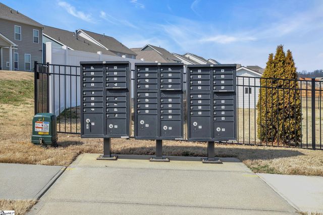 300 Raleighwood Lane, Simpsonville, SC 29681