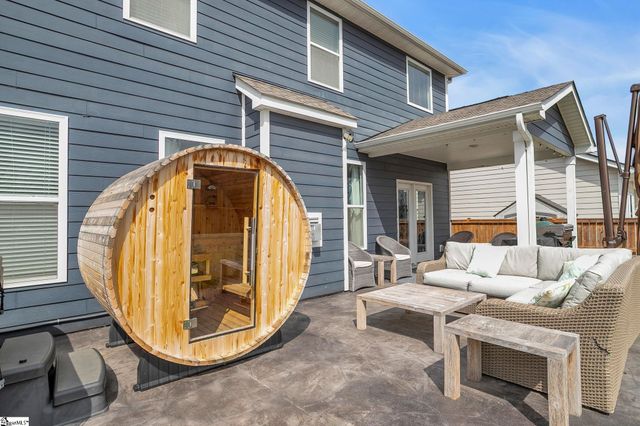 300 Raleighwood Lane, Simpsonville, SC 29681