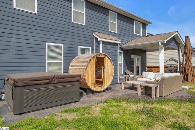 300 Raleighwood Lane, Simpsonville, SC 29681