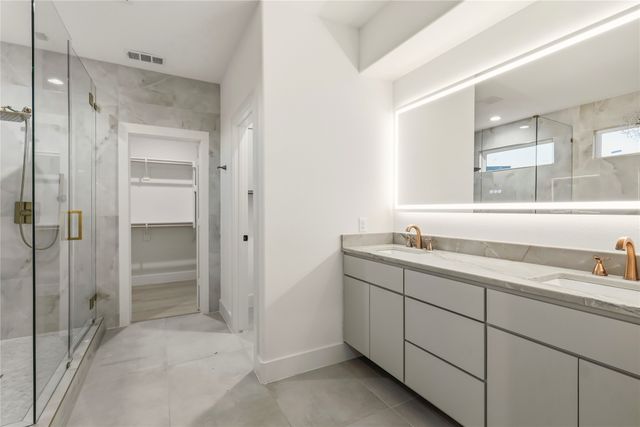 1823 Pollard Street, Dallas, TX 75208