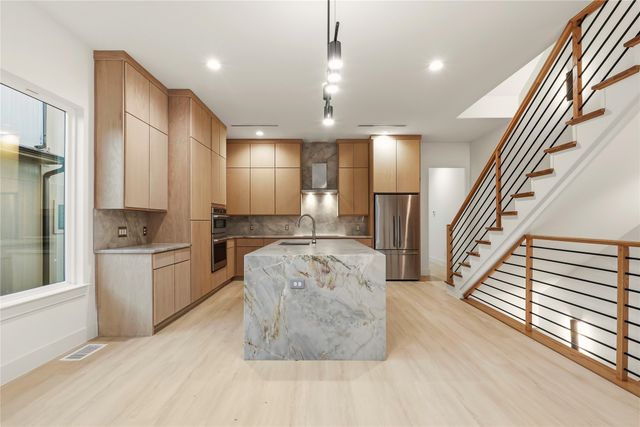 1823 Pollard Street, Dallas, TX 75208