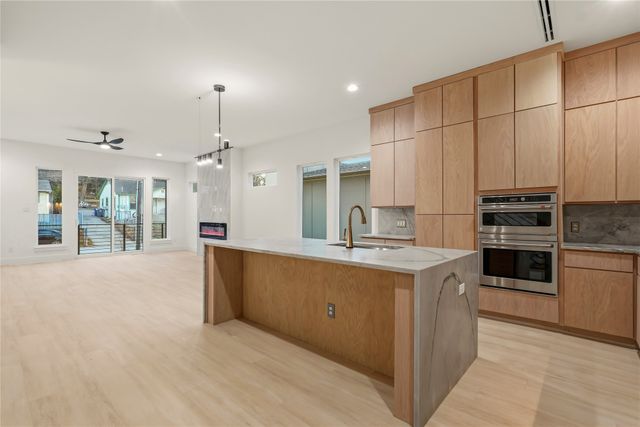 1823 Pollard Street, Dallas, TX 75208