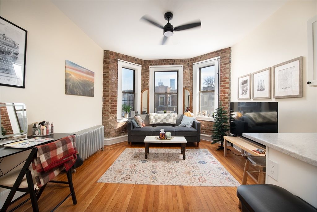 111 Jersey St. 15, Boston, MA 02215