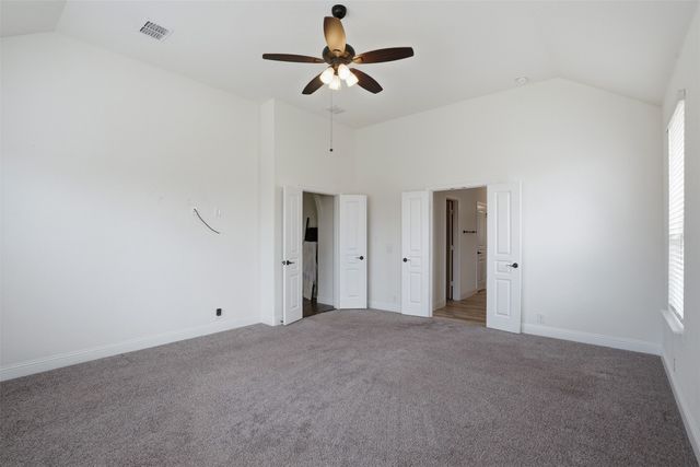 1122 Alderwood Drive, Justin, TX 76247