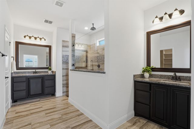 1122 Alderwood Drive, Justin, TX 76247