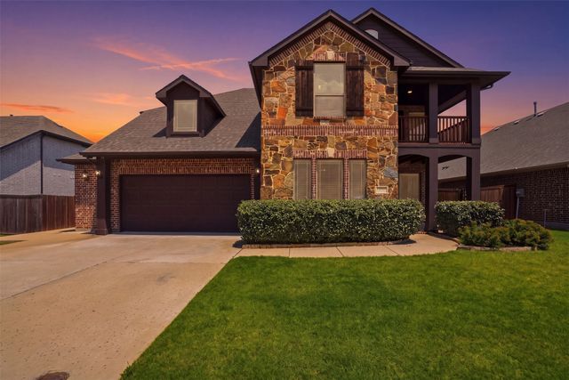 1122 Alderwood Drive, Justin, TX 76247