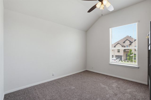1122 Alderwood Drive, Justin, TX 76247