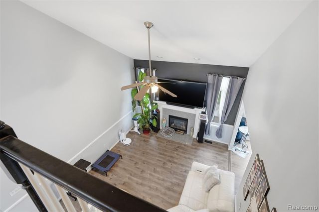 31197 Jaguar Drive, New Baltimore, MI 48047