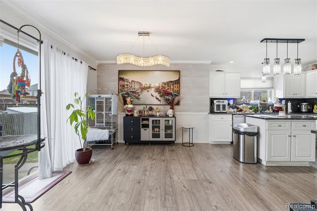 31197 Jaguar Drive, New Baltimore, MI 48047