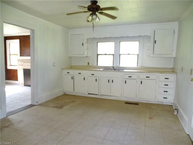 307 Goforth Drive, Thomasville, NC 27360