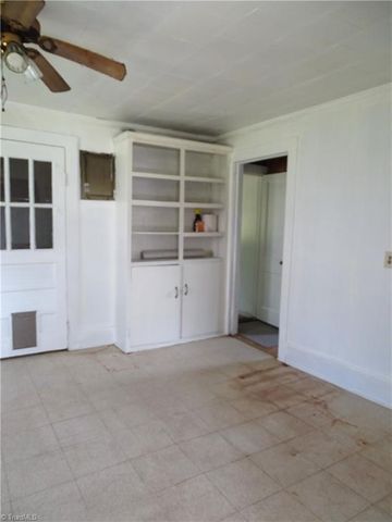307 Goforth Drive, Thomasville, NC 27360