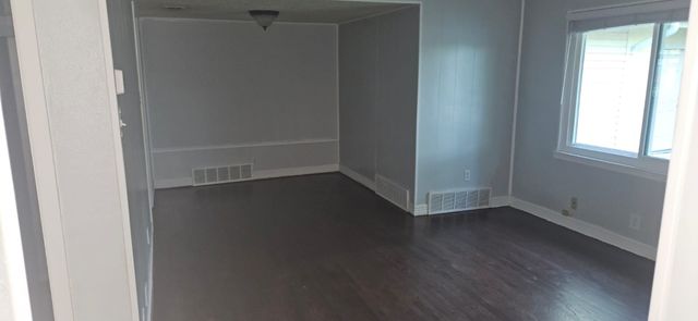 1214 Burleson Street, Grand Prairie, TX 75050