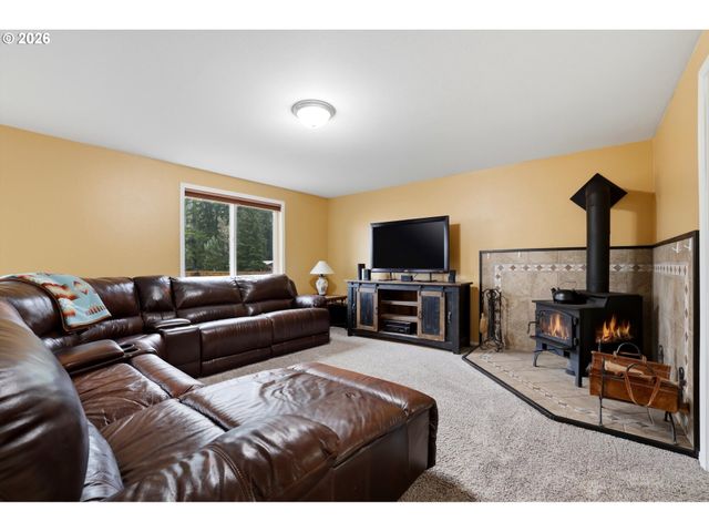 46725 Se GEORGE Rd, Estacada, OR 97023