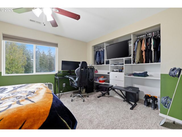 46725 Se GEORGE Rd, Estacada, OR 97023